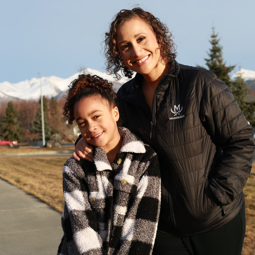 Women wearing the Mandeaux Women’s Bubble Jacket outdoors, lightweight packable puffer